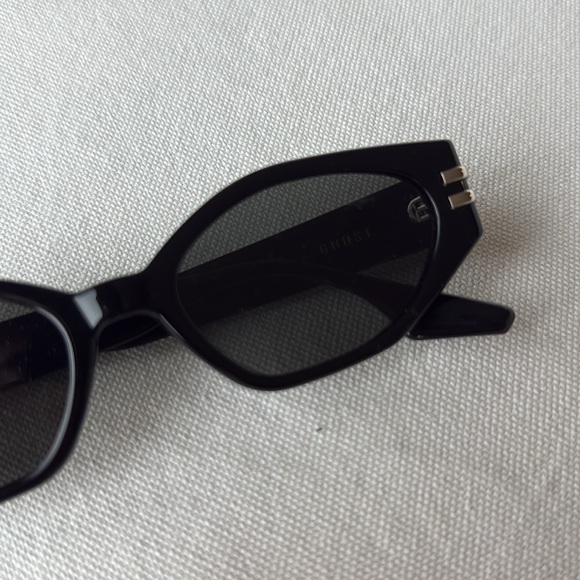 Gentle Monster Ghost Sunglasses Unisex Black - Picture 3 of 11
